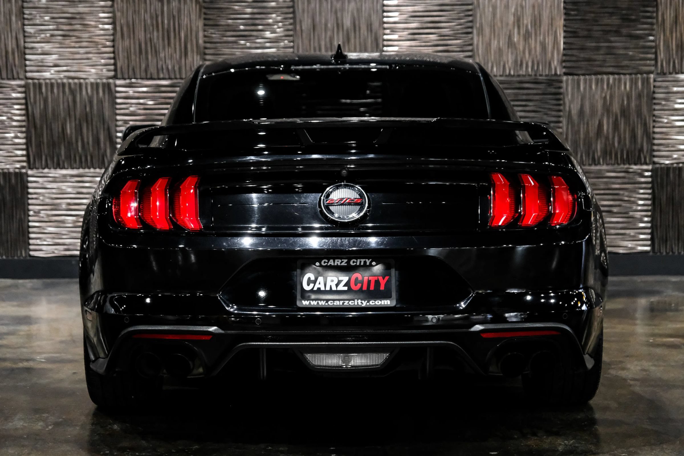Used 2022 Ford Mustang GT Premium w/ Equipment Group 401A RWD image 7