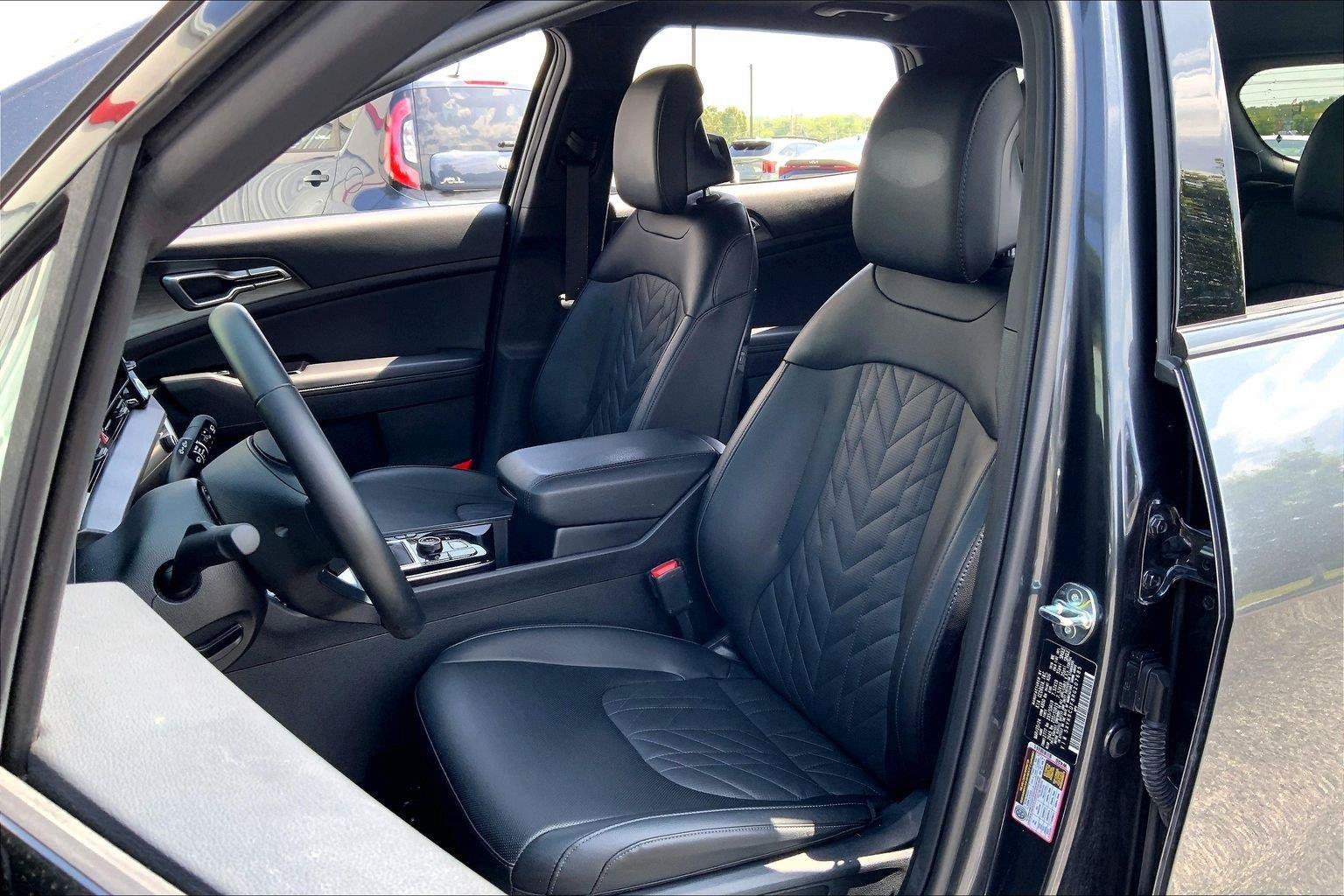 Used 2024 Kia Sportage X-Line w/ X-Line Premium Package AWD/4WD image 24