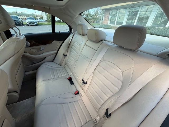 Used 2016 Mercedes-Benz C 300 4MATIC Sedan image 24