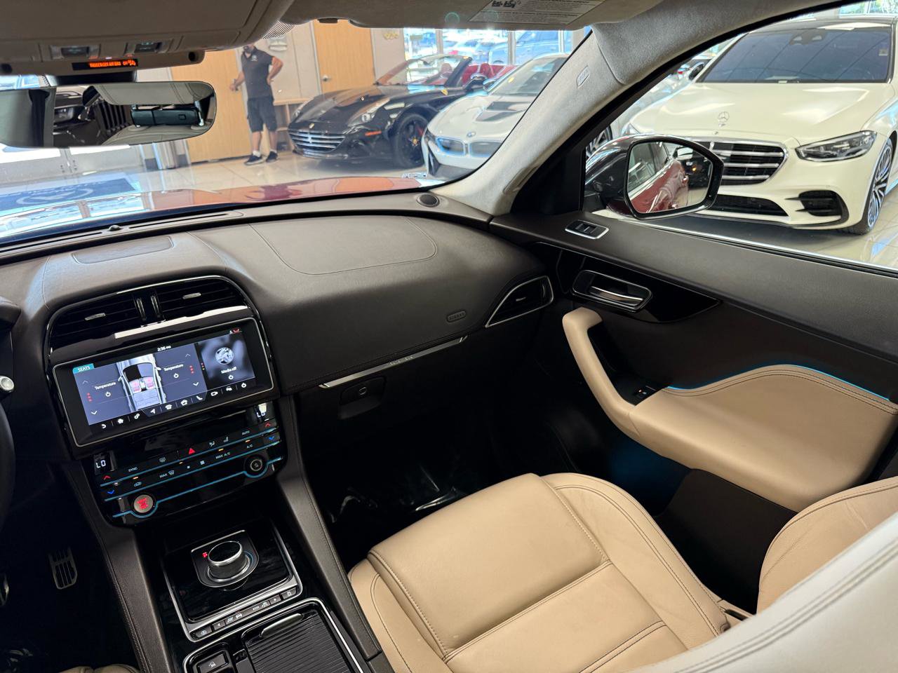 Used 2019 Jaguar F-PACE Prestige AWD/4WD image 13