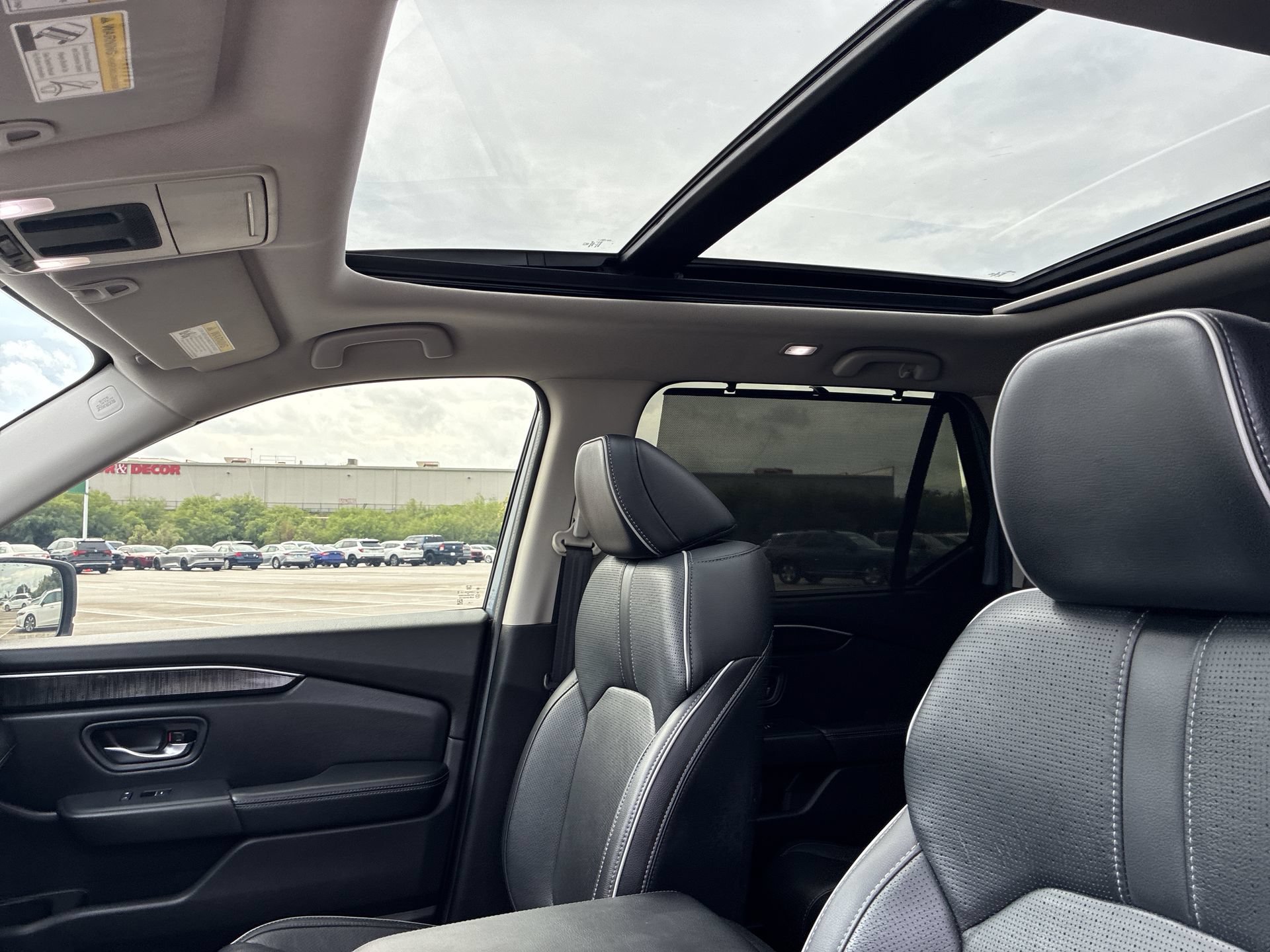Certified 2025 Honda Pilot Elite image 20