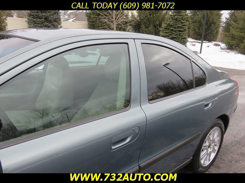Used 2004 Volvo S60 2.5T FWD image 29