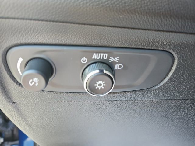 Used 2023 Buick Envision Preferred image 22