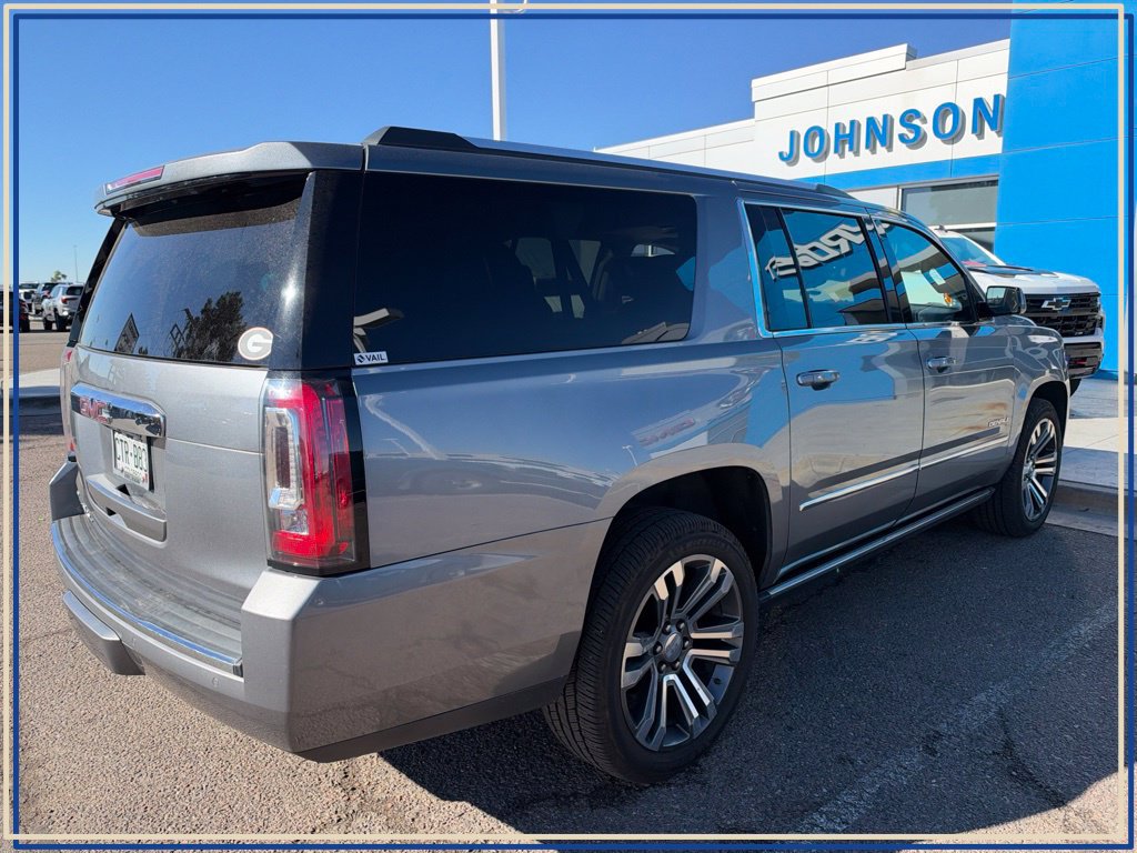 Used 2018 GMC Yukon XL Denali w/ Denali Ultimate Package AWD/4WD image 3