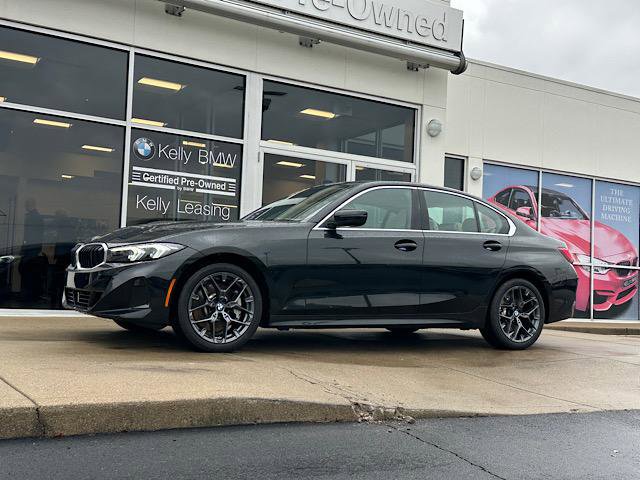 Certified 2025 BMW 330i xDrive Sedan w/ Premium Package image 4