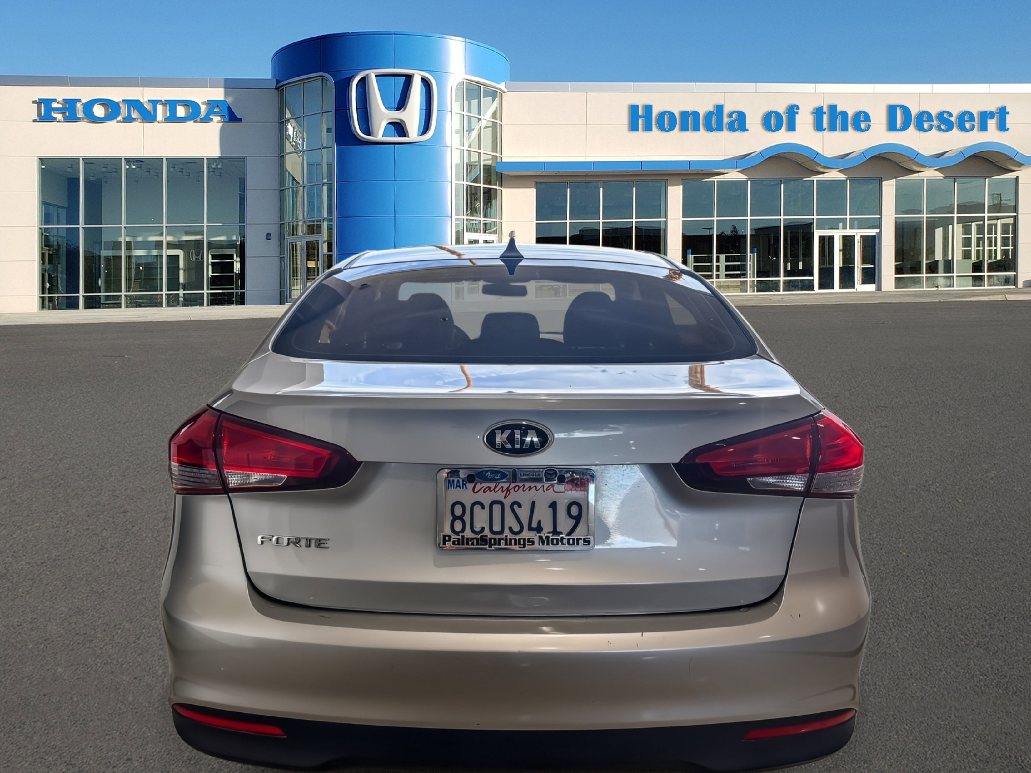 Used 2018 Kia Forte LX image 6