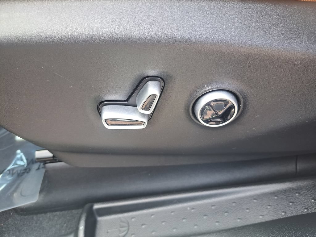 Certified 2022 Chrysler Pacifica Pinnacle FWD image 31