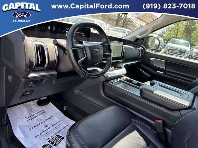 Certified 2025 Ford Expedition Max Platinum w/ Driver's Package AWD/4WD image 23