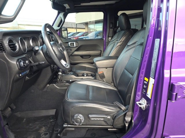 Used 2023 Jeep Wrangler Unlimited Sahara w/ Cold Weather Group image 13