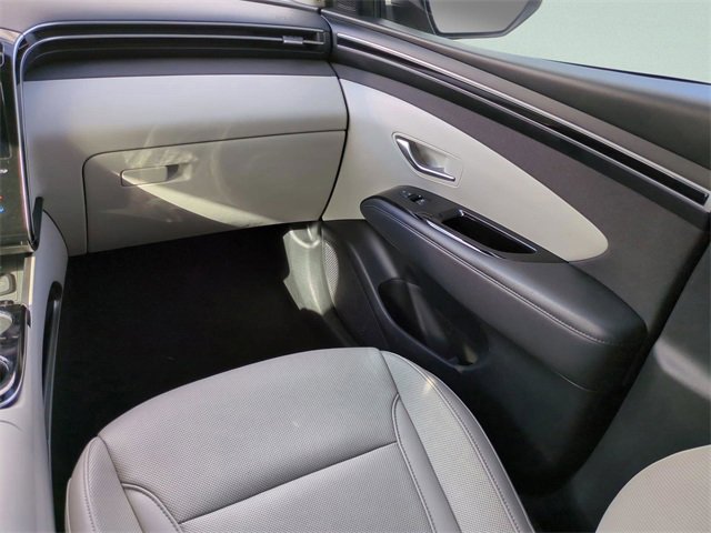 Used 2022 Hyundai Tucson Limited image 17