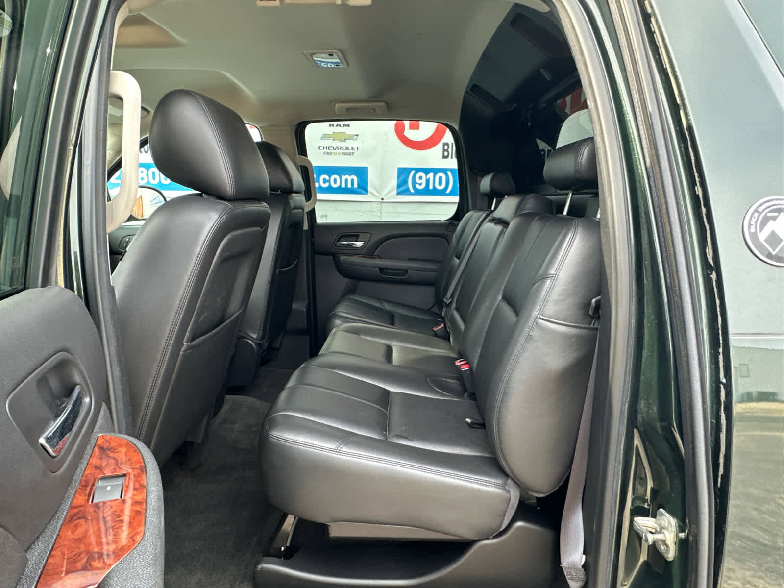 Used 2013 Chevrolet Avalanche LT image 39