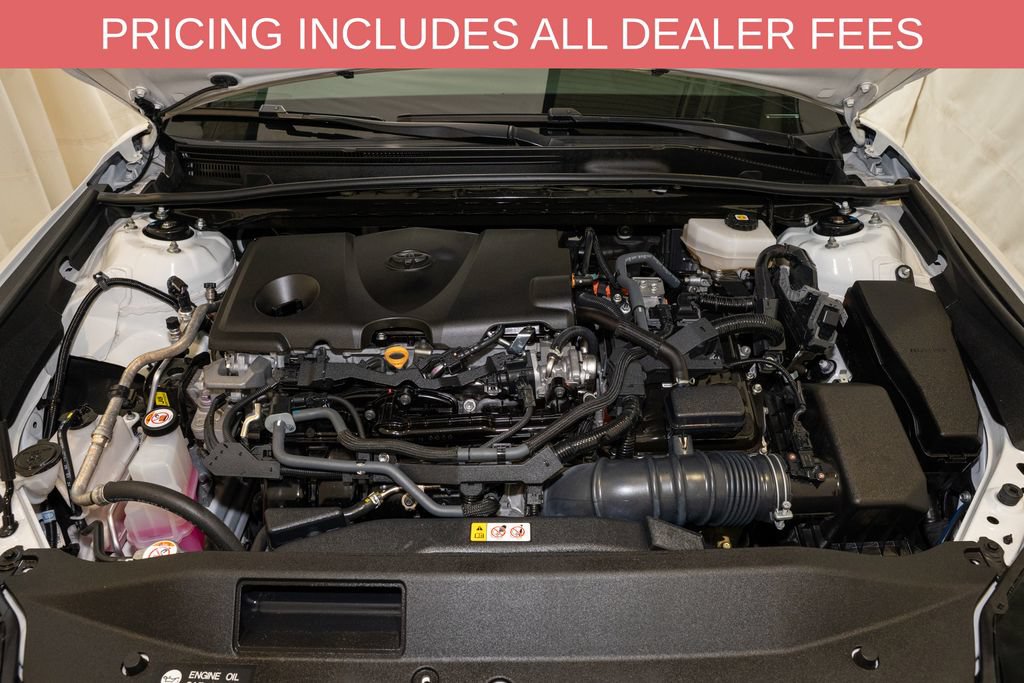 Used 2025 Toyota Camry SE FWD image 18