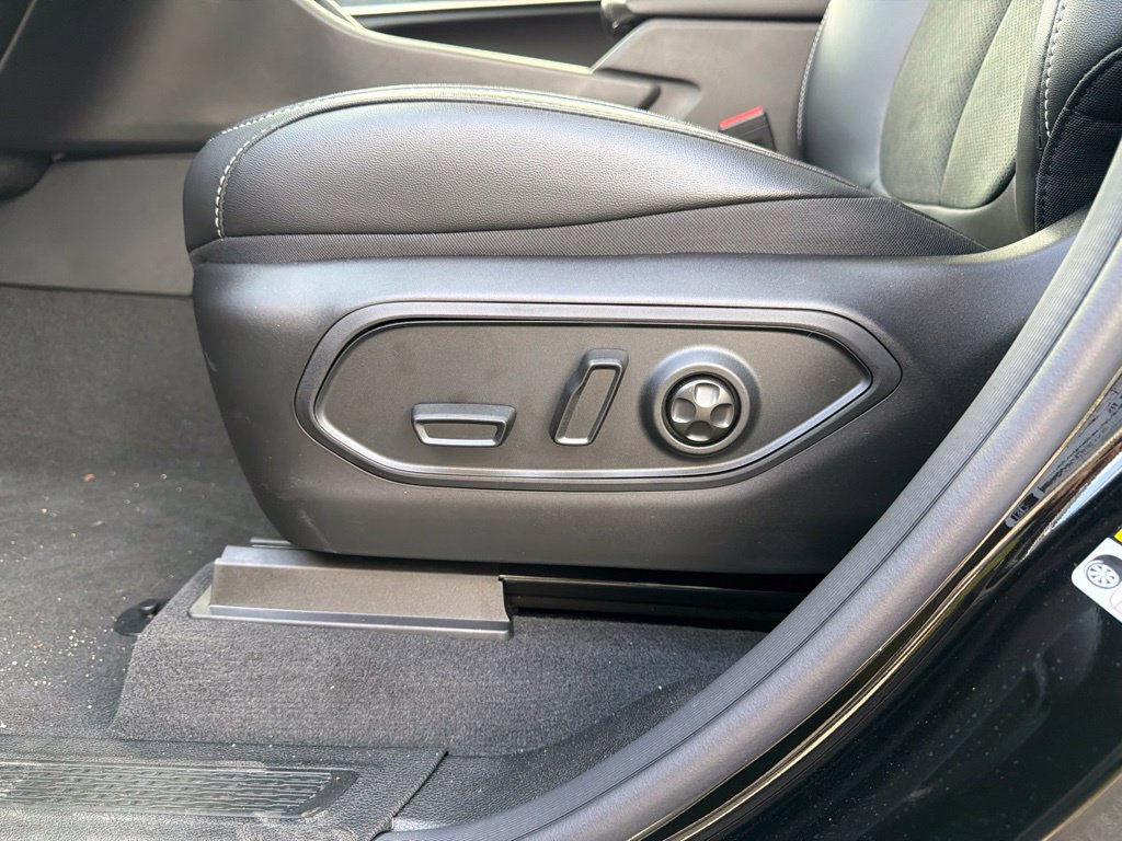 New 2026 Jeep Grand Cherokee L 4WD image 14