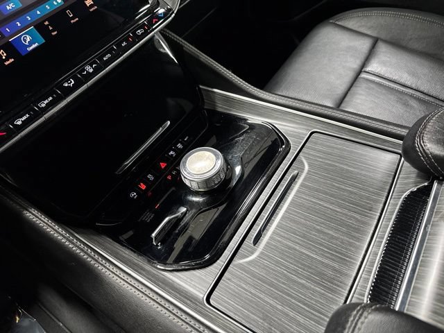 Used 2024 Jeep Wagoneer L Series II w/ Flexible Seating Group AWD/4WD image 23