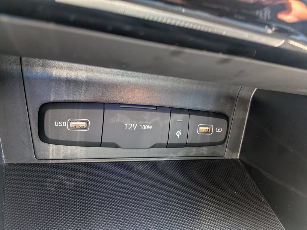Used 2022 Hyundai Tucson SEL w/ Cargo Package AWD/4WD image 18
