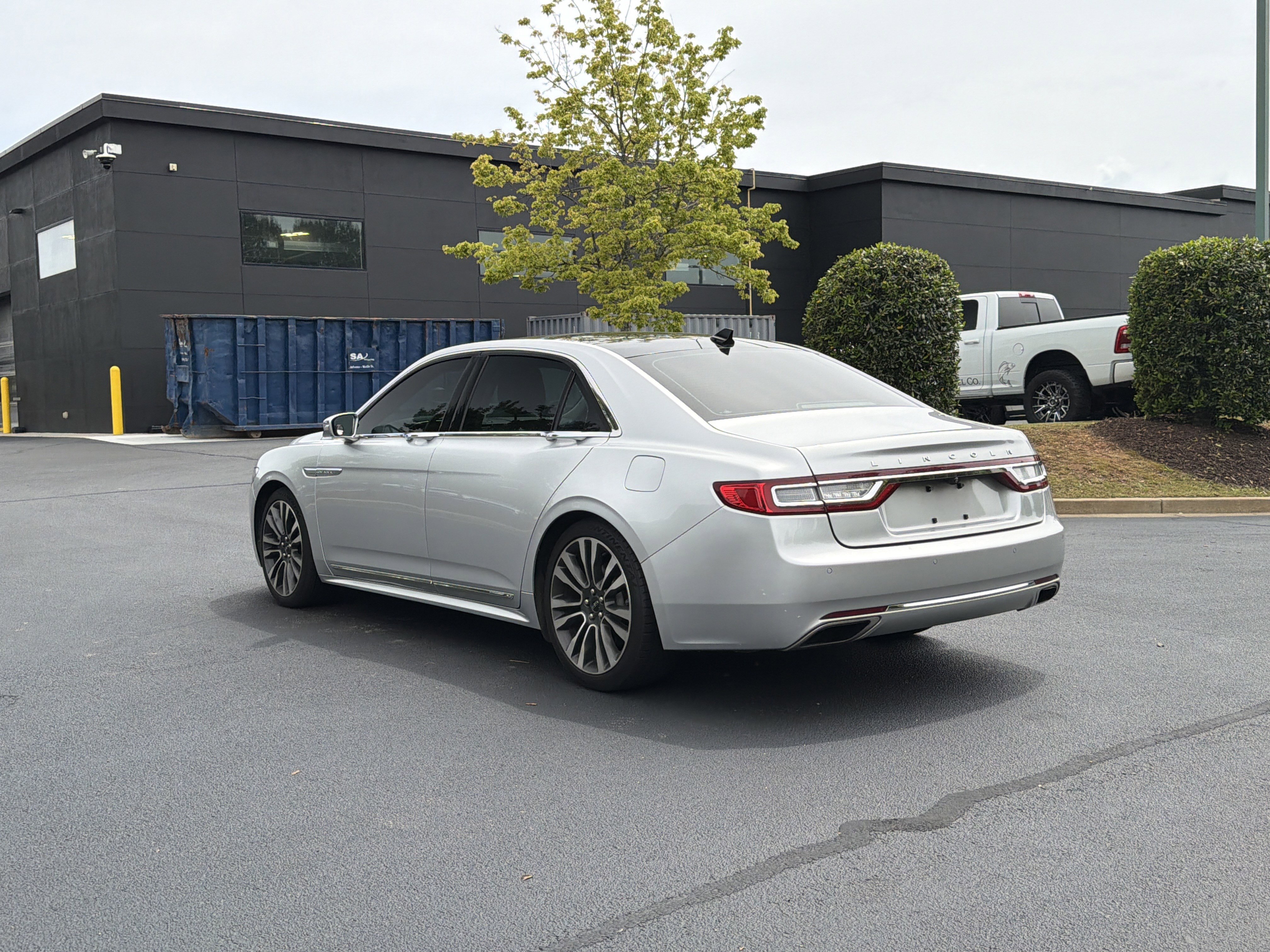 Used 2019 Lincoln Continental Select FWD image 13