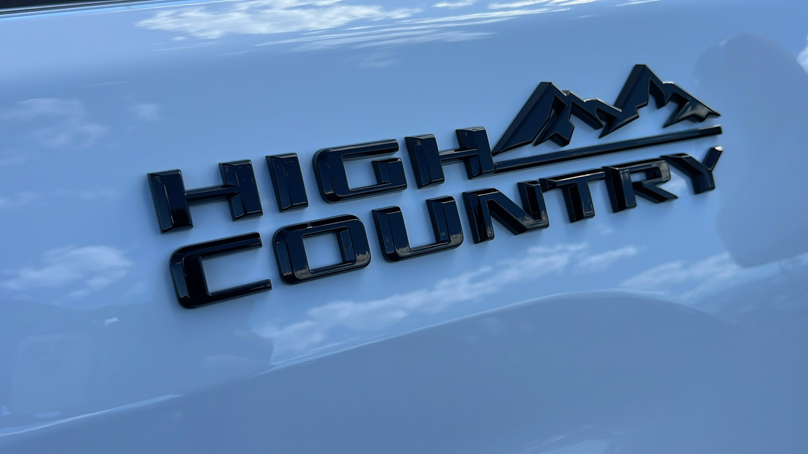 New 2025 Chevrolet Silverado 2500 High Country w/ High Country Premium Package image 11