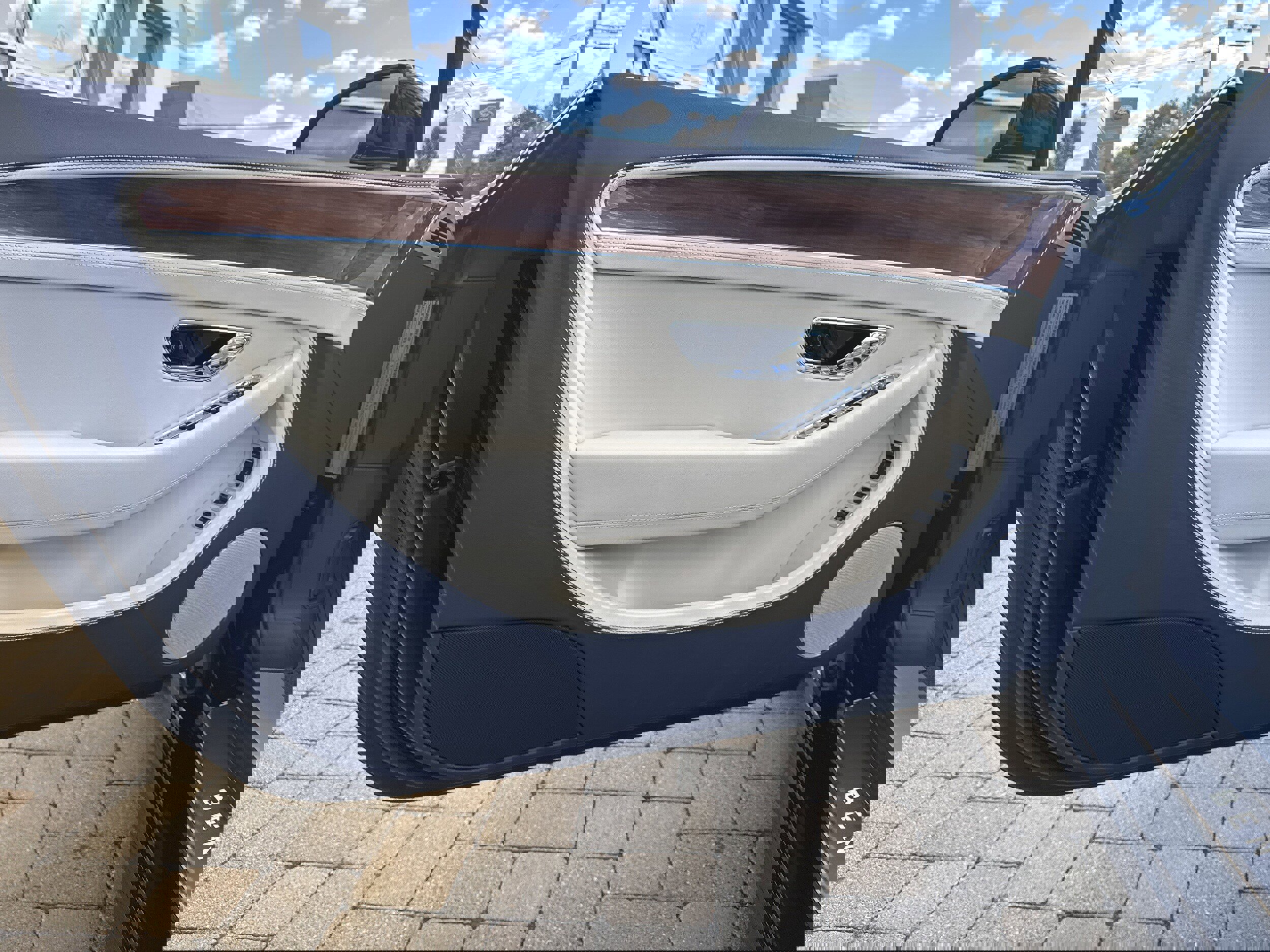 New 2026 Bentley Continental GTC image 14