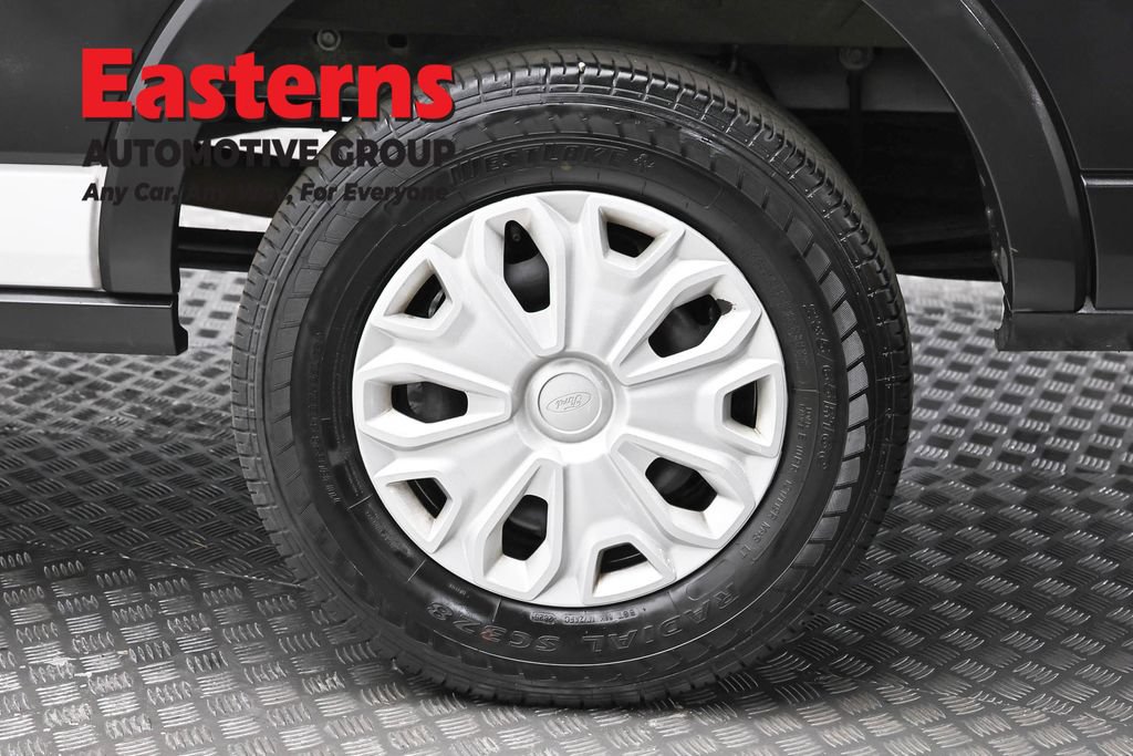 Used 2023 Ford Transit 350 XLT RWD image 8