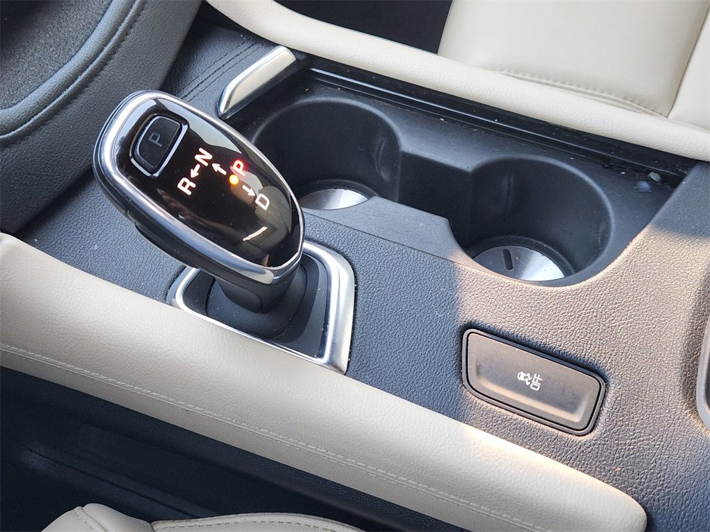 Used 2019 Cadillac XT5 FWD image 20