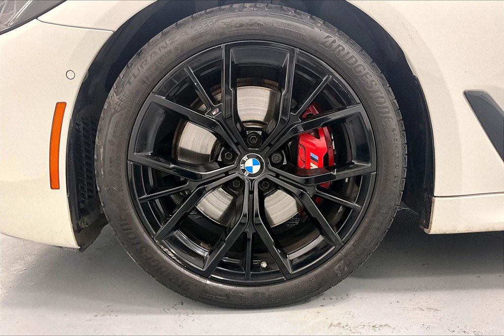 Used 2023 BMW 530i w/ M Sport Package RWD image 8