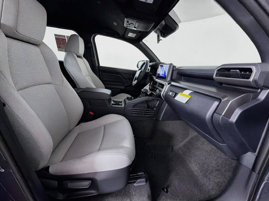 New 2026 Toyota 4Runner SR5 AWD/4WD image 29