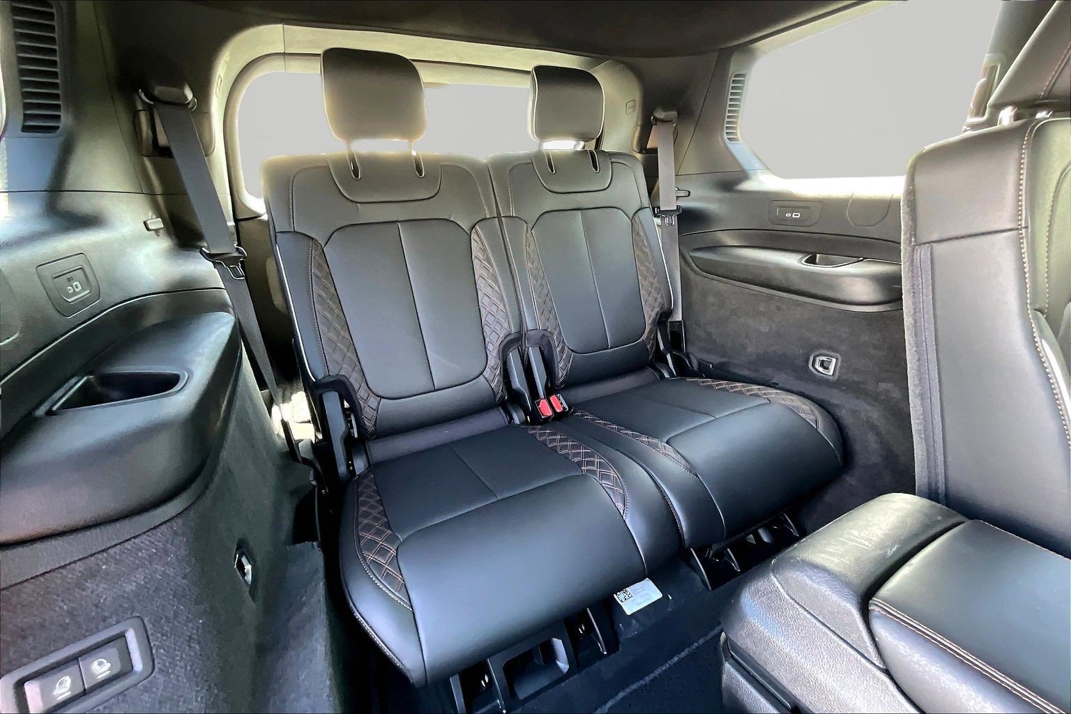 Used 2021 Jeep Grand Cherokee L Summit AWD/4WD image 26