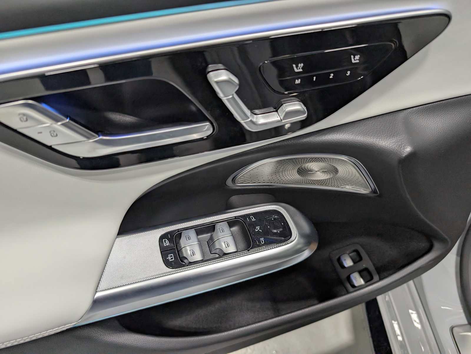 New 2026 Mercedes-Benz E 53 AMG e 4MATIC Sedan image 34