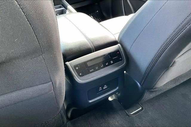 Certified 2024 Nissan Pathfinder SV FWD image 10