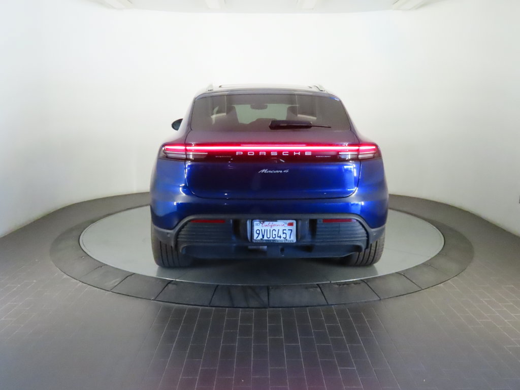 Certified 2024 Porsche Macan 4 Electric AWD/4WD image 6