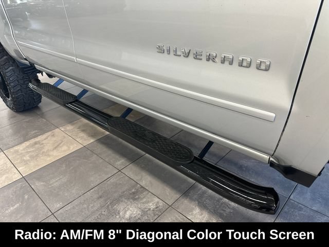 Used 2017 Chevrolet Silverado 1500 LT AWD/4WD image 7