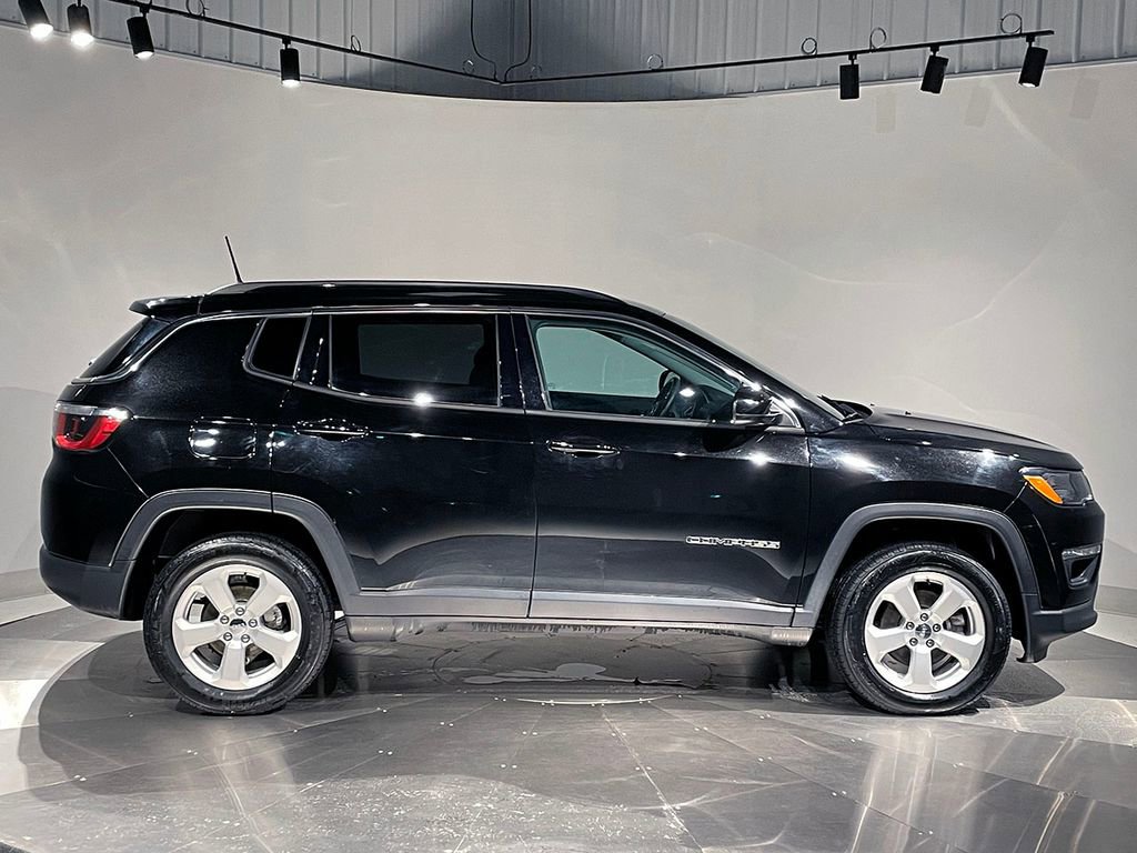 Used 2020 Jeep Compass Latitude w/ Cold Weather Group image 10