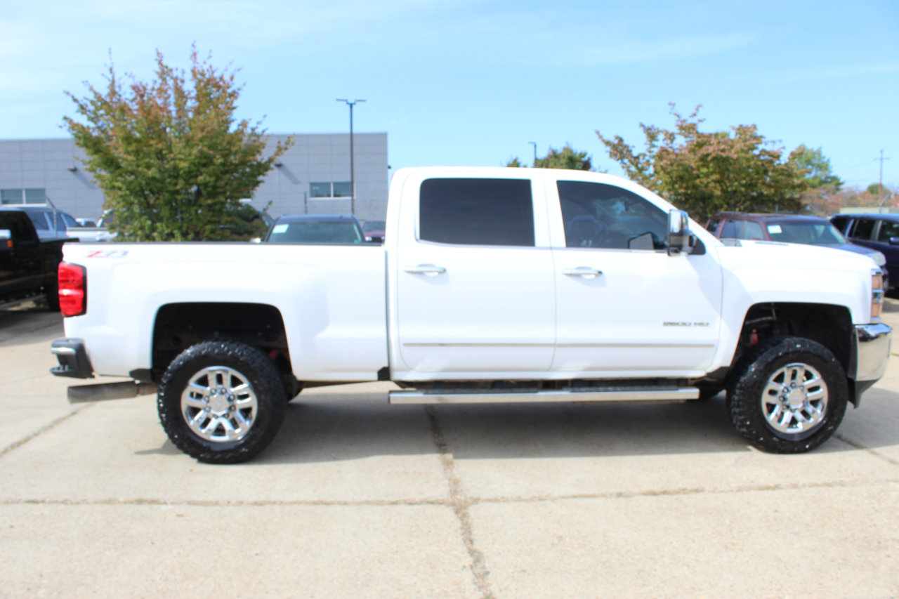 Used 2016 Chevrolet Silverado 2500 LTZ w/ Duramax Plus Package image 10