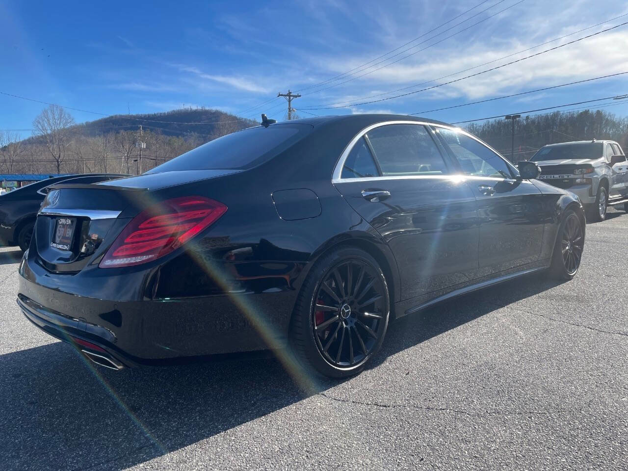 Used 2015 Mercedes-Benz S 550 Sedan image 9