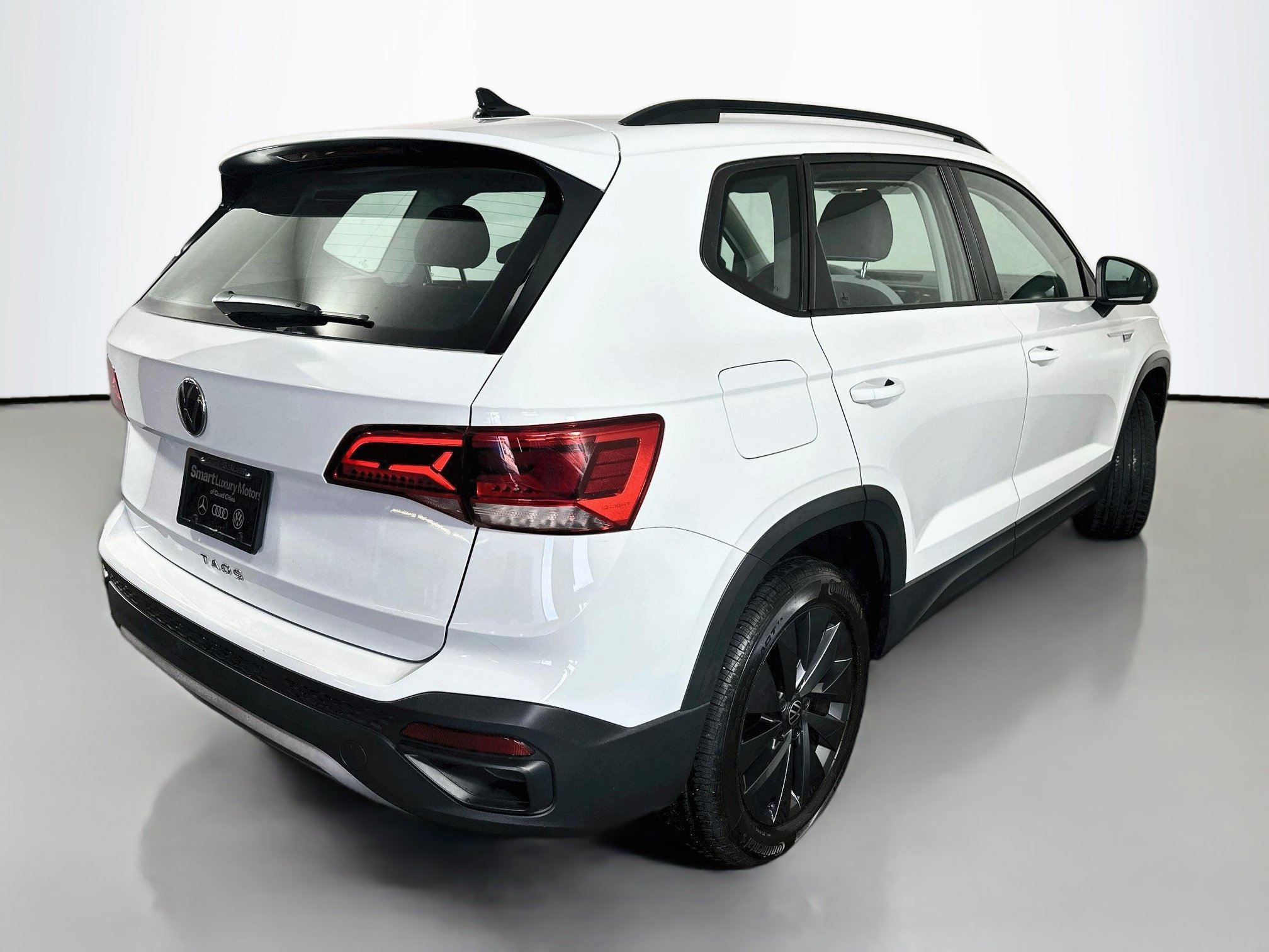 Certified 2023 Volkswagen Taos S FWD image 7