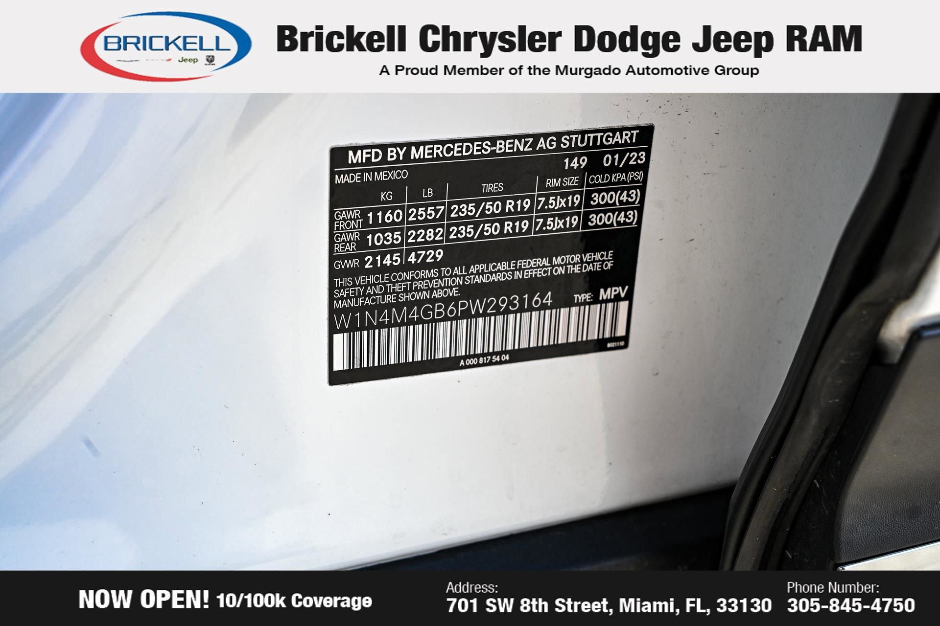 Used 2023 Mercedes-Benz GLB 250 w/ Premium Package image 33