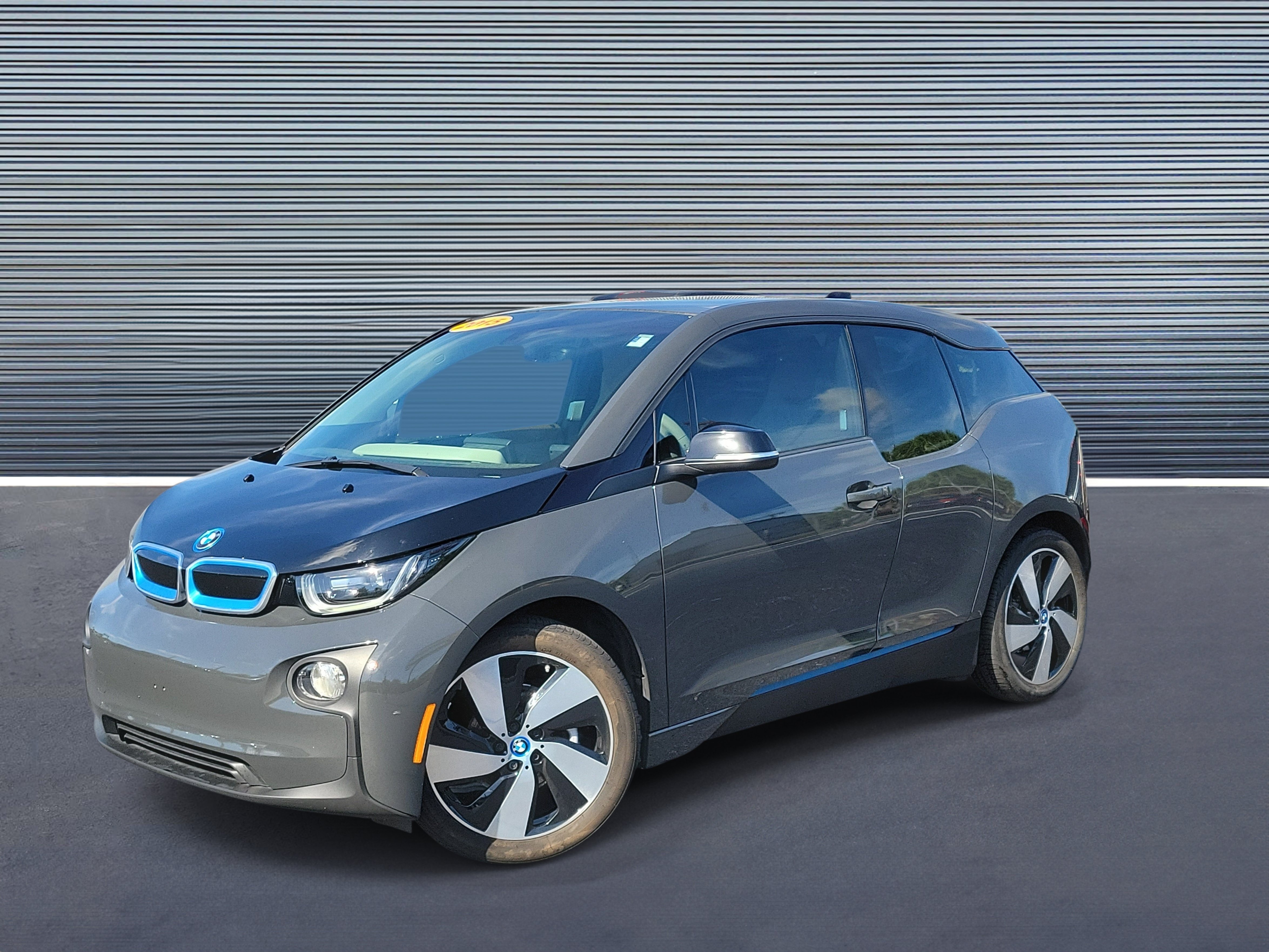 Used 2015 BMW i3 w/ Range Extender RWD image 1