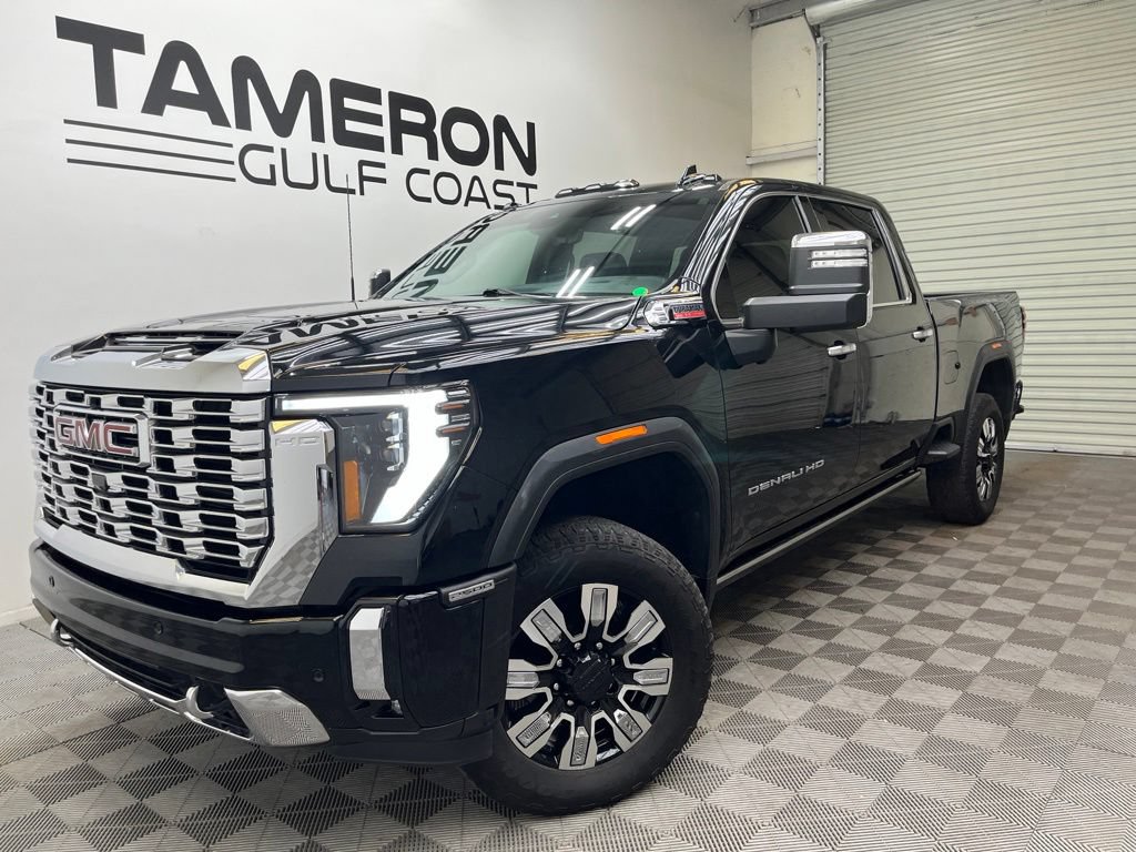 Used 2024 GMC Sierra 2500 Denali w/ Denali Reserve Package AWD/4WD image 1