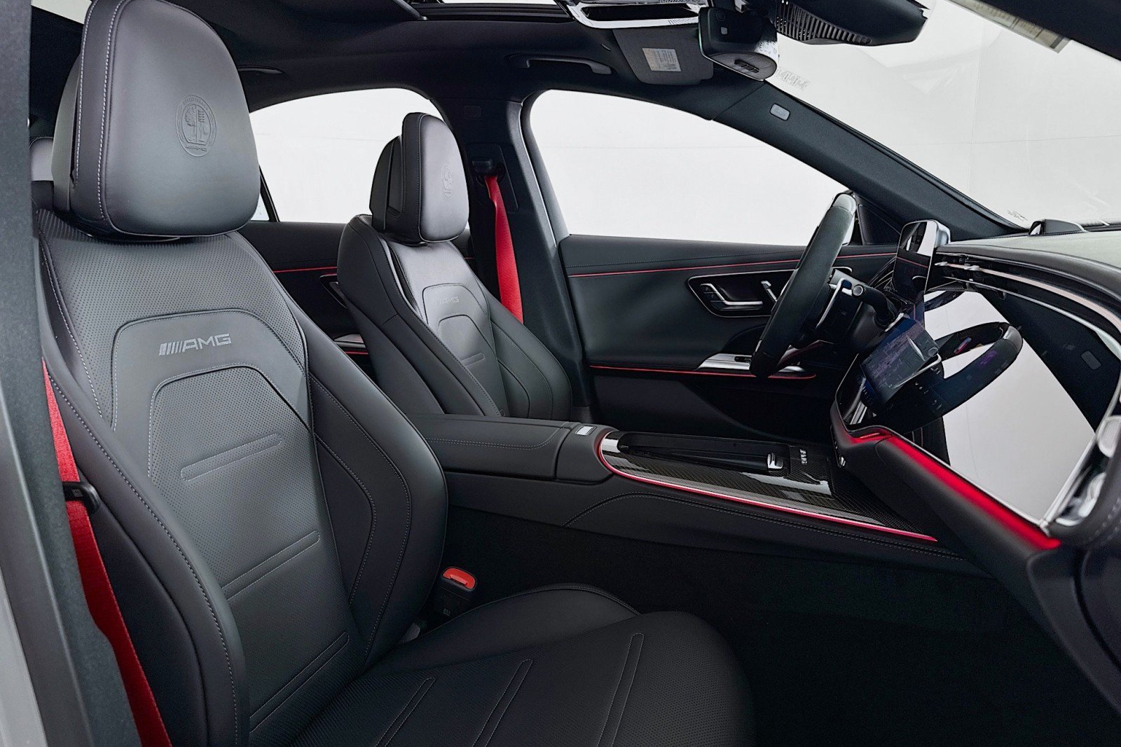 New 2026 Mercedes-Benz E 53 AMG e 4MATIC Sedan image 6