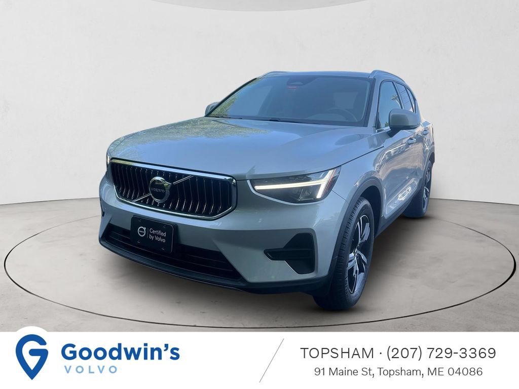 Certified 2025 Volvo XC40 B5 Core