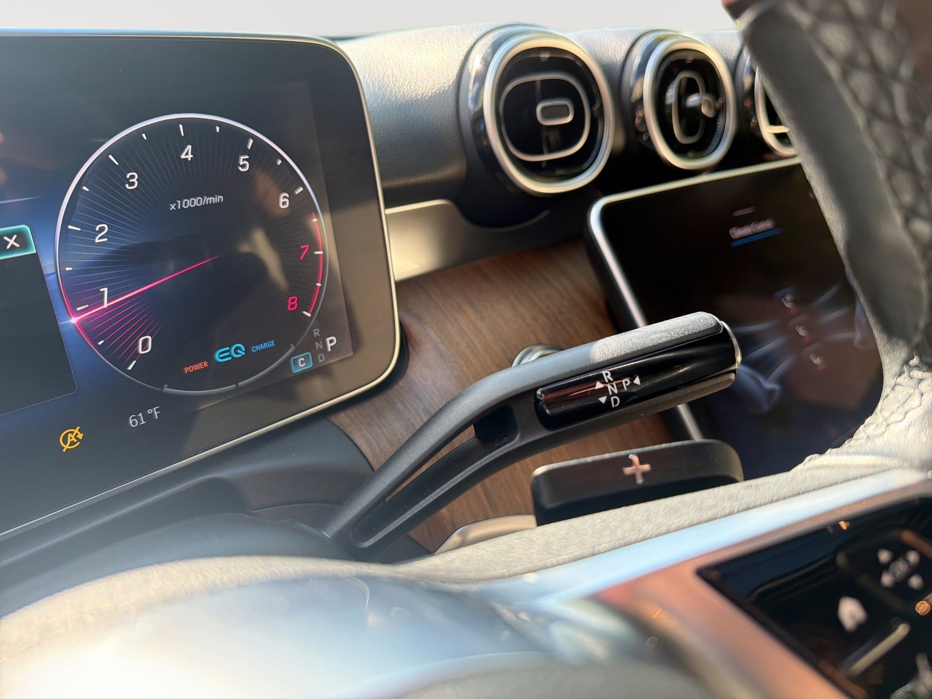Used 2022 Mercedes-Benz C 300 Sedan image 23