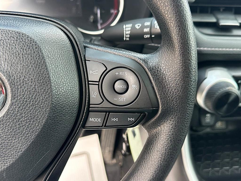 Certified 2023 Toyota RAV4 LE image 25