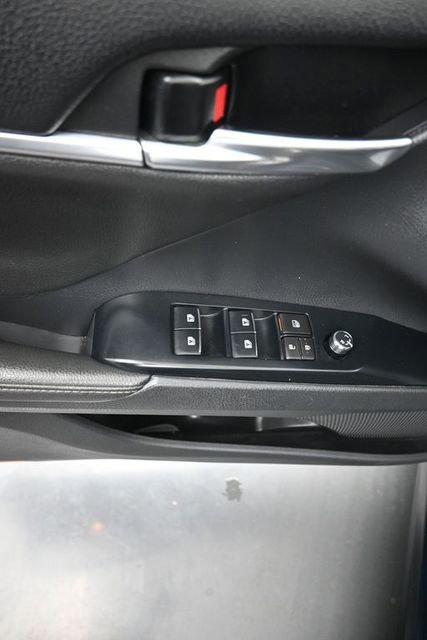 Used 2019 Toyota Camry XSE FWD image 10