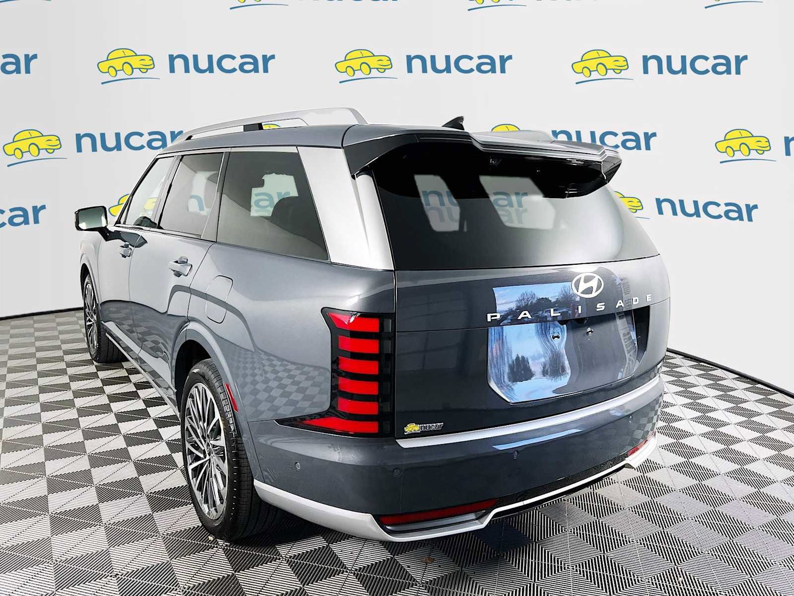 Used 2026 Hyundai Palisade Calligraphy image 5