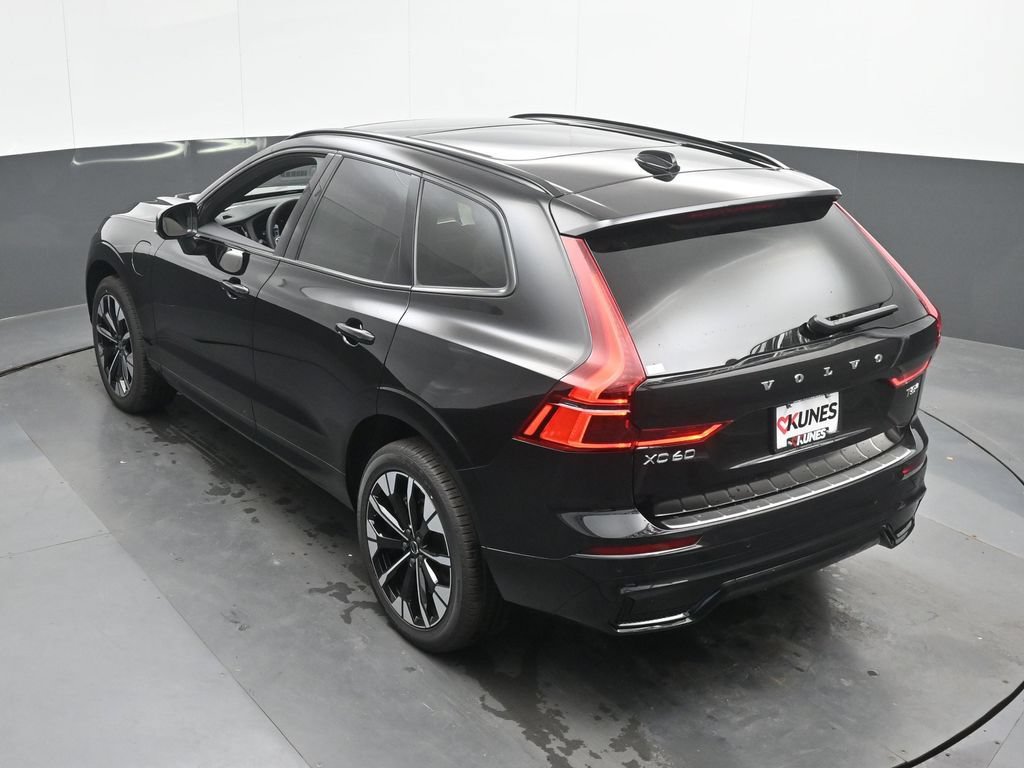 New 2026 Volvo XC60 T8 Plus w/ Protection Package Premier AWD/4WD image 33