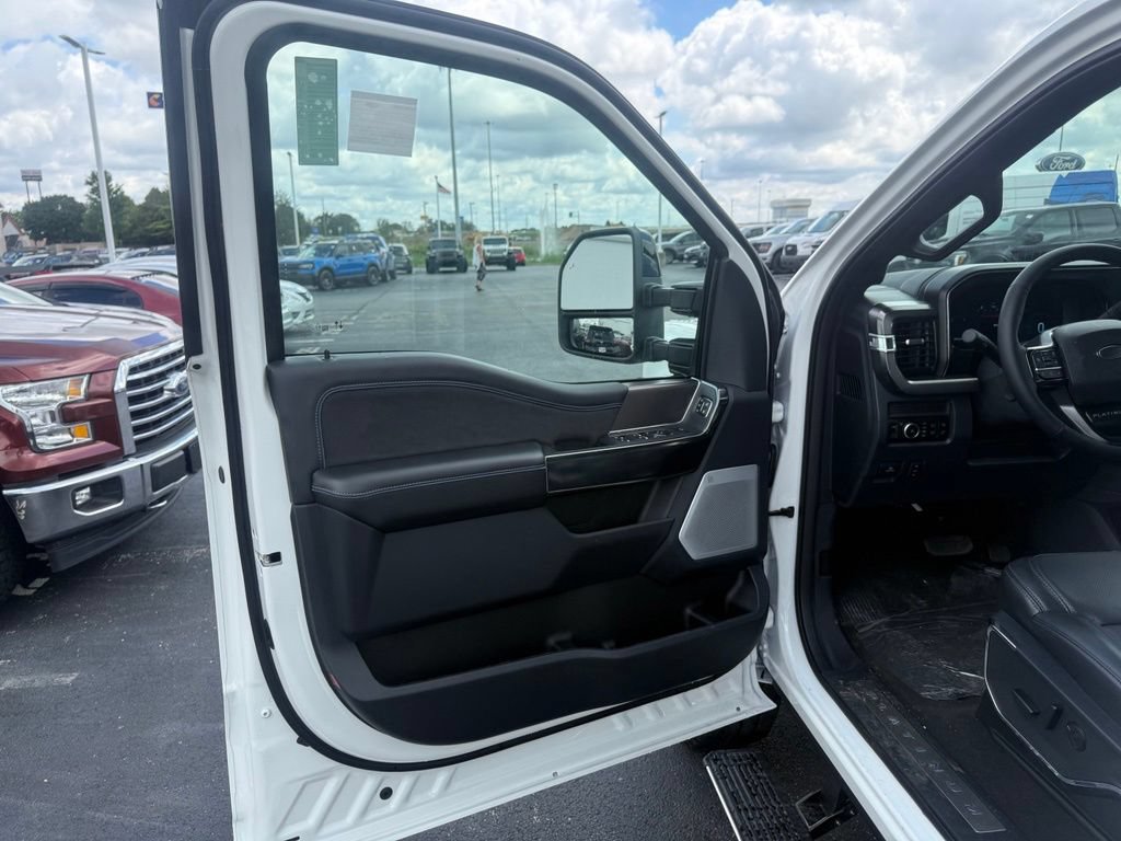New 2026 Ford F350 Platinum AWD/4WD image 14