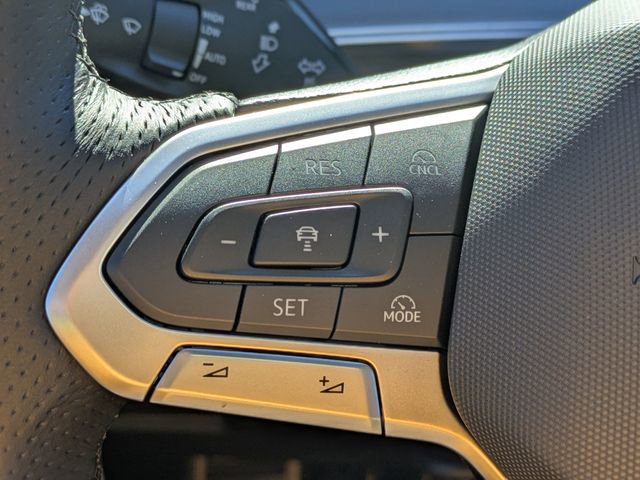 New 2026 Volkswagen Tiguan SE R-Line AWD/4WD image 26