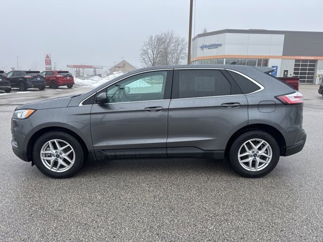 Used 2021 Ford Edge SEL w/ Convenience Package image 6