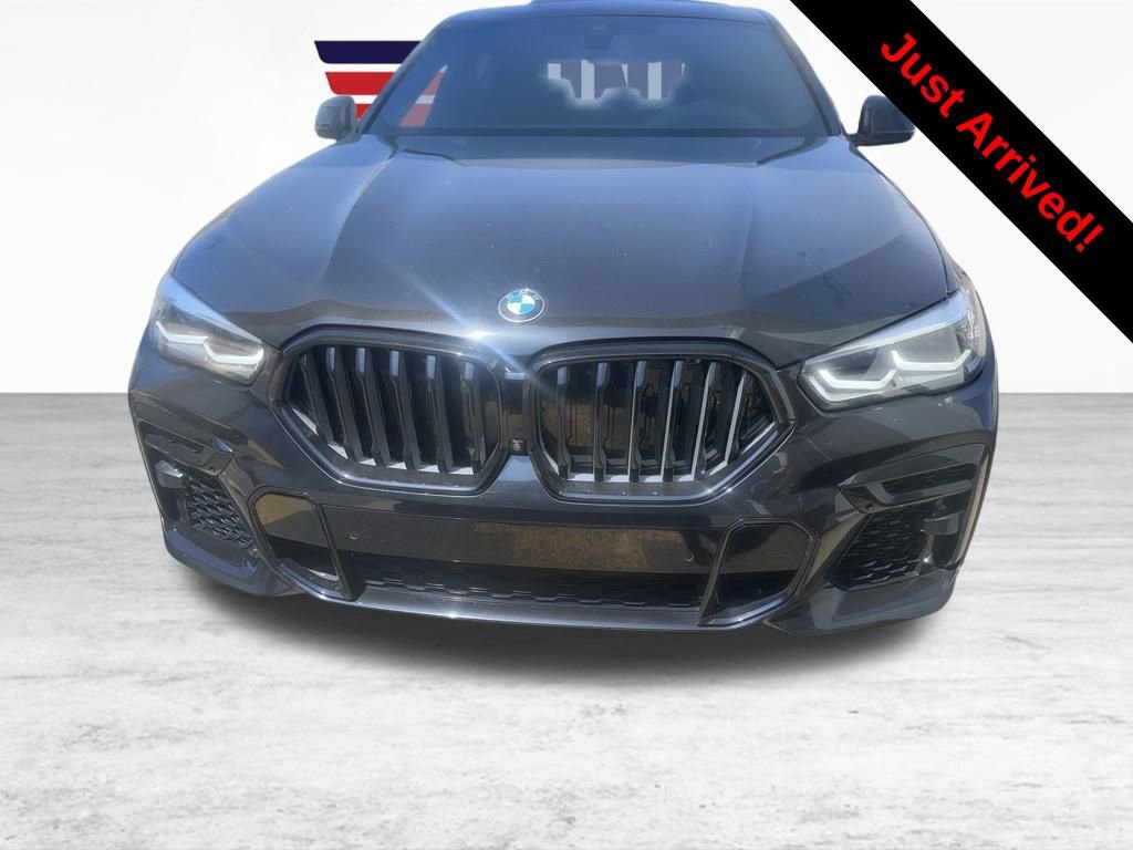 Used 2023 BMW X6 xDrive40i w/ M Sport Package image 4