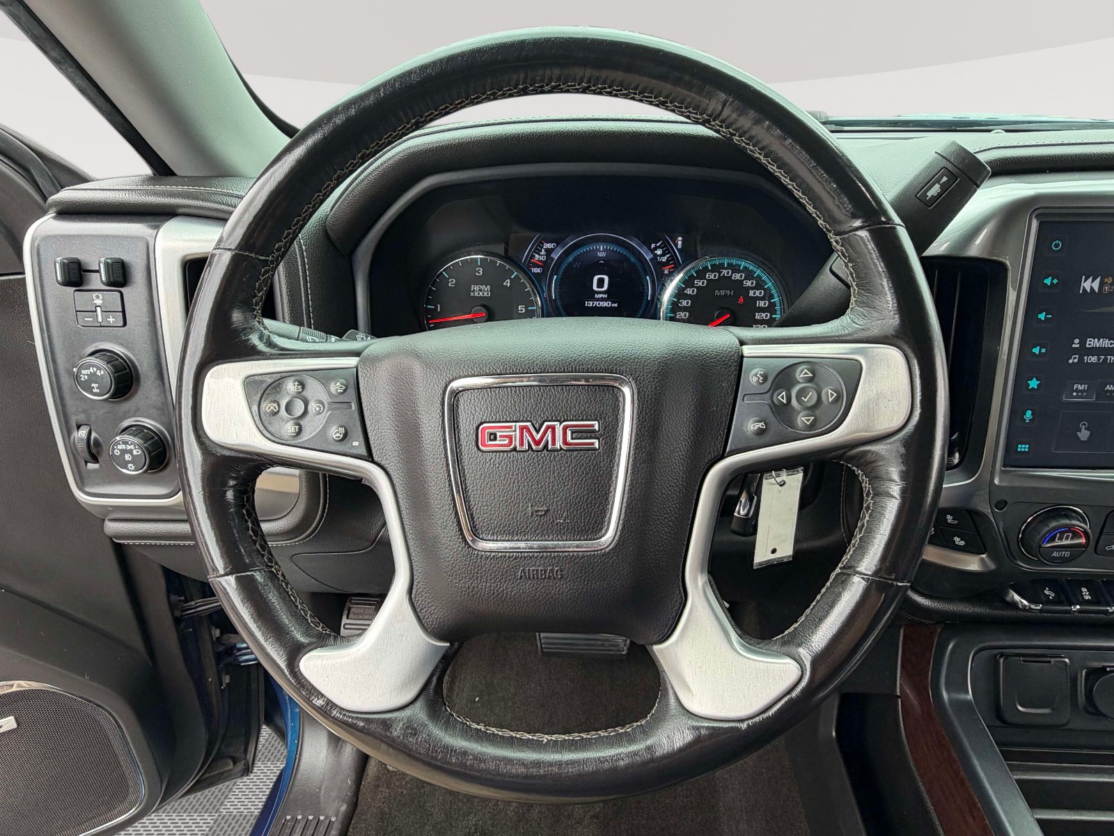 Used 2018 GMC Sierra 1500 SLT AWD/4WD image 12